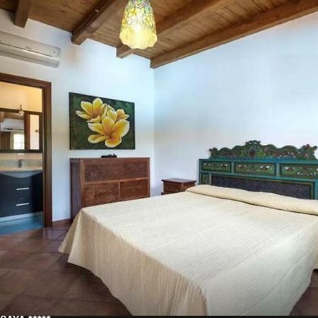 Rumah Saya Campofelice Di Roccella Exterior foto