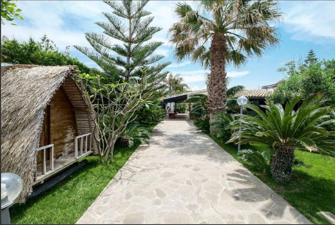Rumah Saya Campofelice Di Roccella Exterior foto