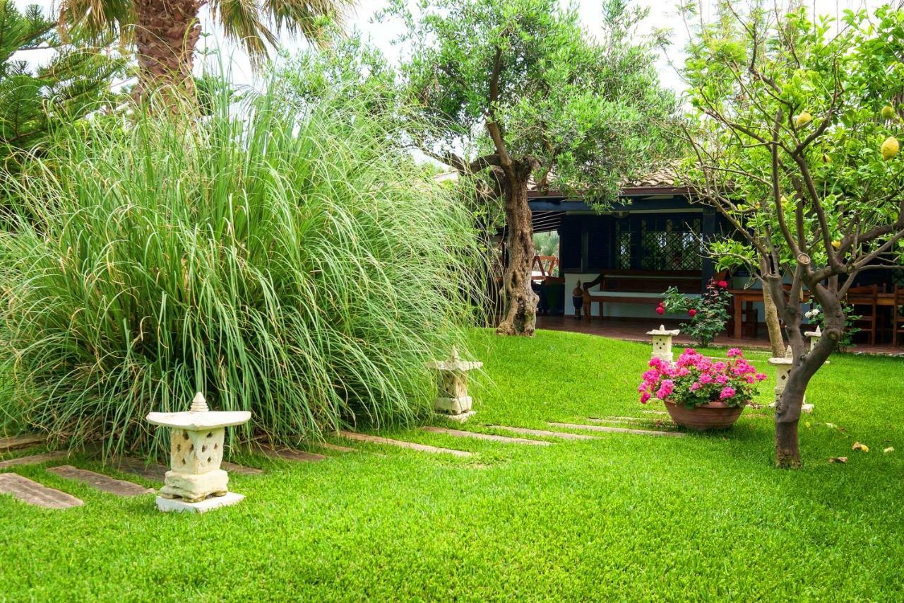 Rumah Saya Campofelice Di Roccella Exterior foto